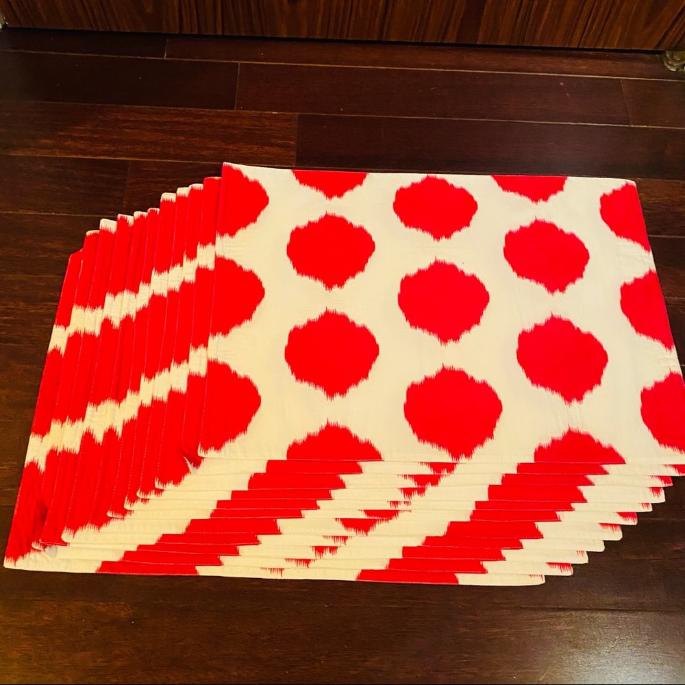4 NWT Fete Placemats Red and White 14” x 20” 100% Cotton